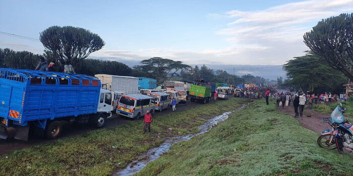 One Dead, Three Injured After Car Rams Into Bus Along Nakuru-Narok Highway