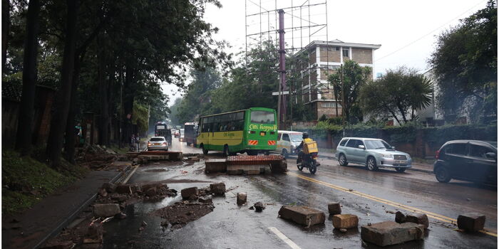 Loreto Convent High School's Wall Collapses Causing Traffic Snarl Up