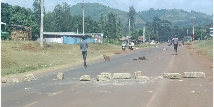 Police Overwhelmed by Meru University Students Protesting the Killing of their Colleague